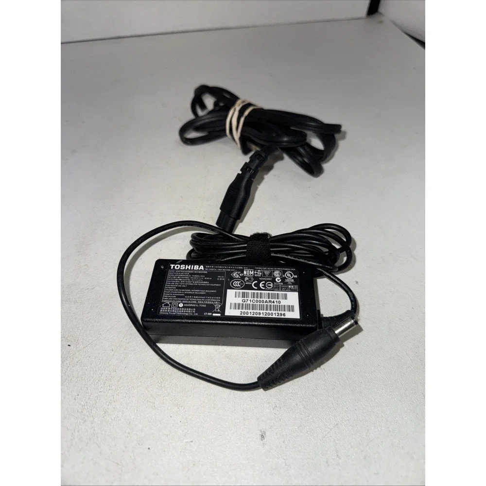 Genuine APD AC Power Supply Adapter for Toshiba Laptop PA3822U-1ACA 19V 5.5mm